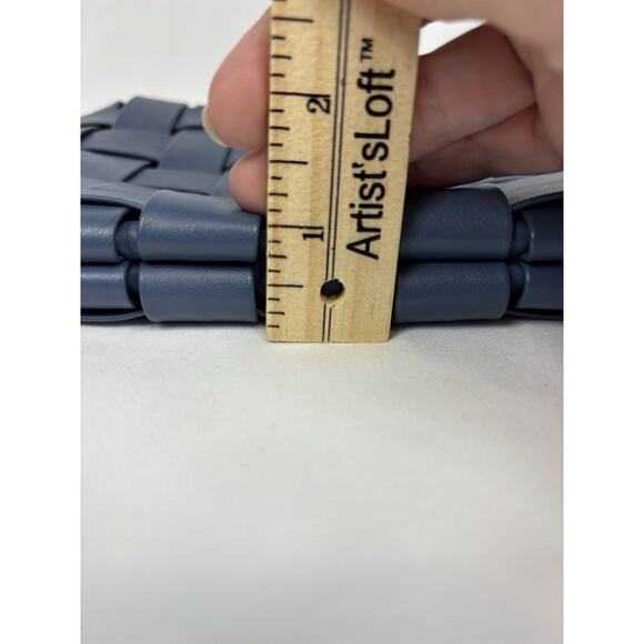 Remi / Reid Anthropologie Lindy Woven Clutch Shoulder Bag Blue Vegan Leather Gol - Picture 8 of 8